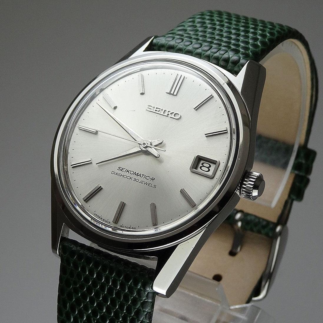 Vintage 1967 JAPAN SEIKO SEIKOMATIC-R 8305-8060 30Jewels Automatic.