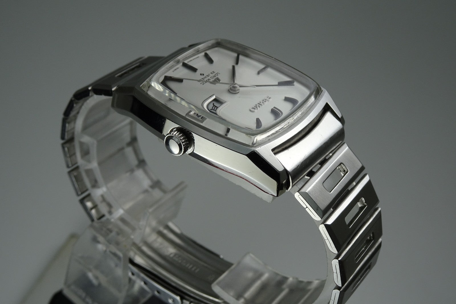 Vintage 1970 JAPAN SEIKO LORD MATIC WEEKDATER 5606-5000 23Jewels Automatic.