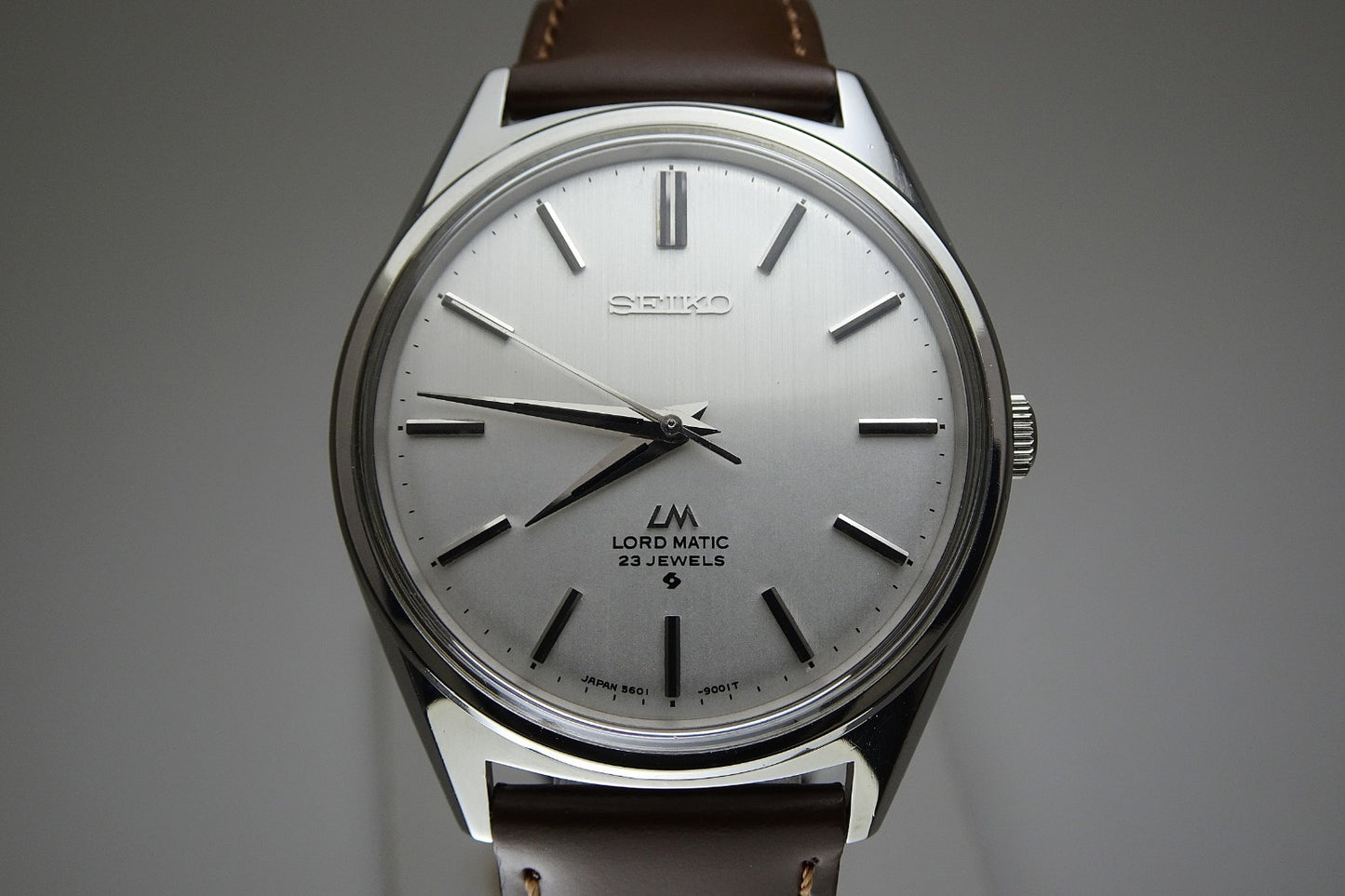 Vintage 1975 JAPAN SEIKO LORD MATIC 5601-9000 23Jewels Automatic.