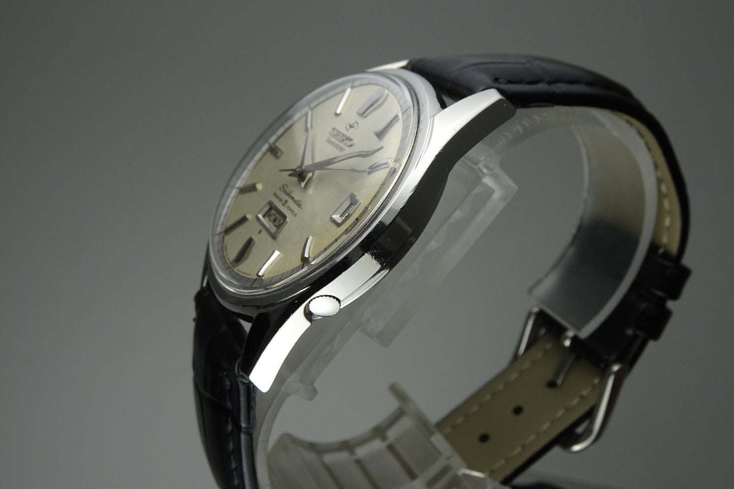 Vintage 1965 JAPAN SEIKO SEIKOMATIC WEEKDATER 6218-8970 35Jewels Automatic.