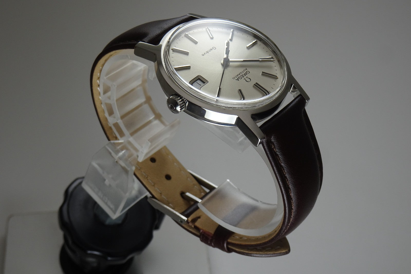 OMEGA Geneve cal.1012 Automatic.