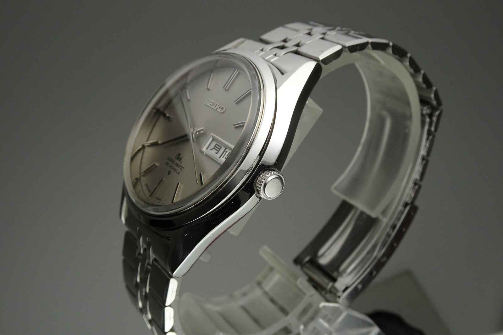 Vintage 1971 JAPAN SEIKO LORD MATIC WEEKDATER 5606-7190 25Jewels Automatic.
