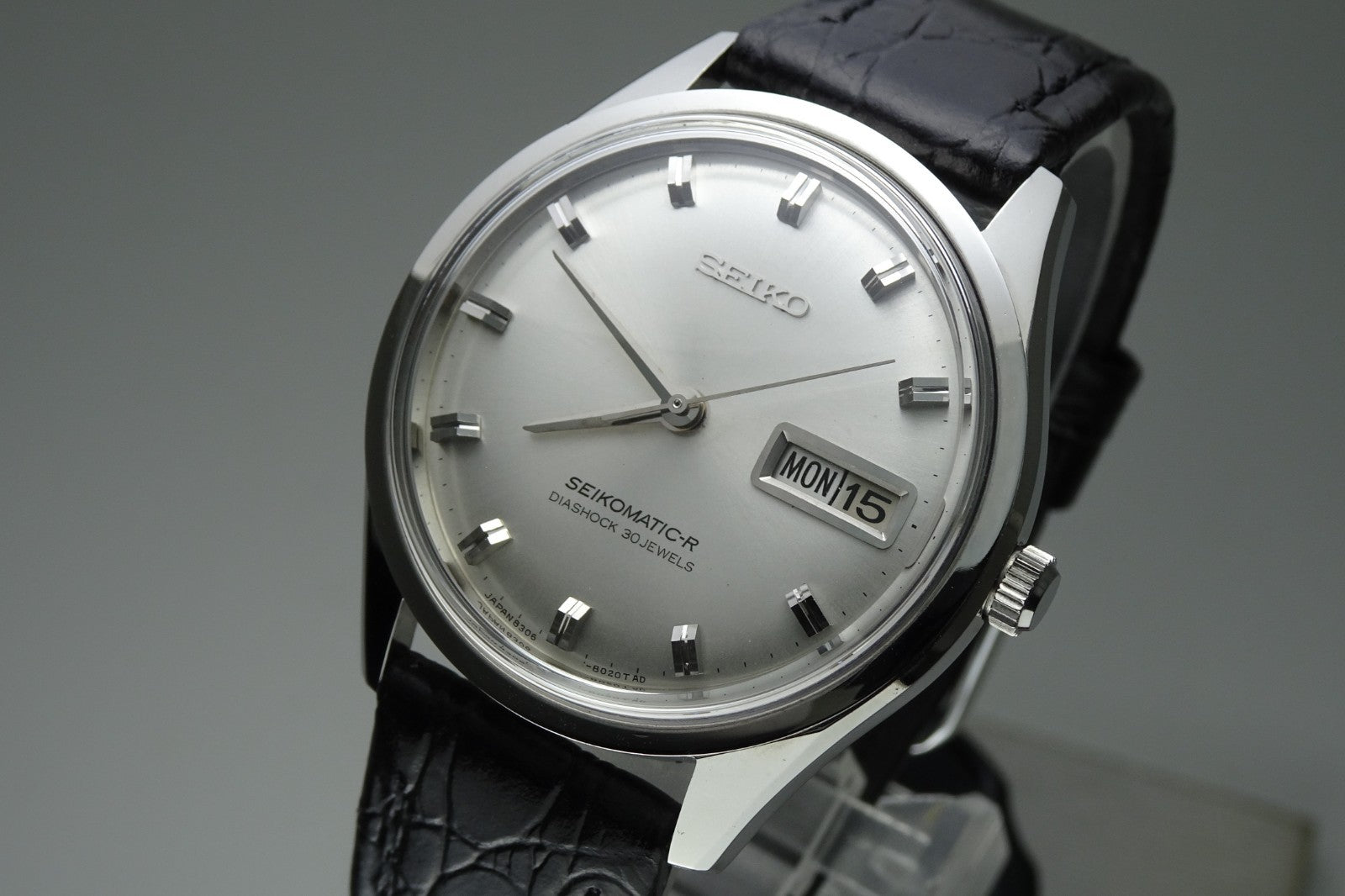 Vintage 1966 JAPAN SEIKO SEIKOMATIC-R WEEKDATER 8306-8001 30Jewels Automatic.
