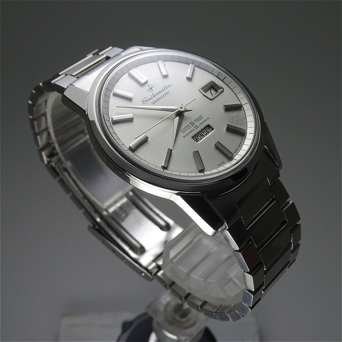 Serviced Vintage 1965 JAPAN SEIKO SEIKOMATIC WEEKDATER 6206-8990 26J Automatic.
