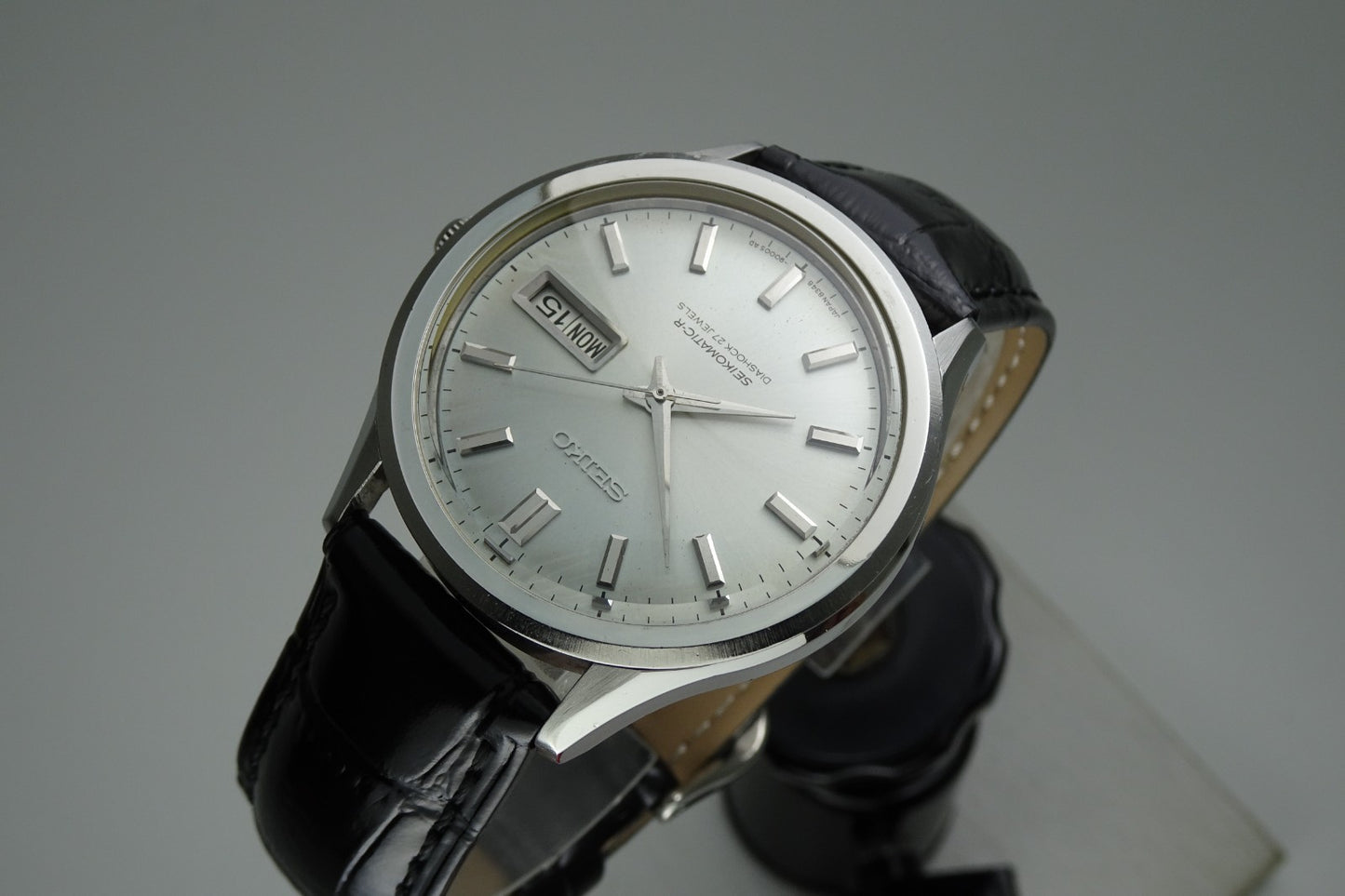 Vintage 1966 JAPAN SEIKO 83 SEIKOMATIC-R  8346-9000 27Jewels Automatic.