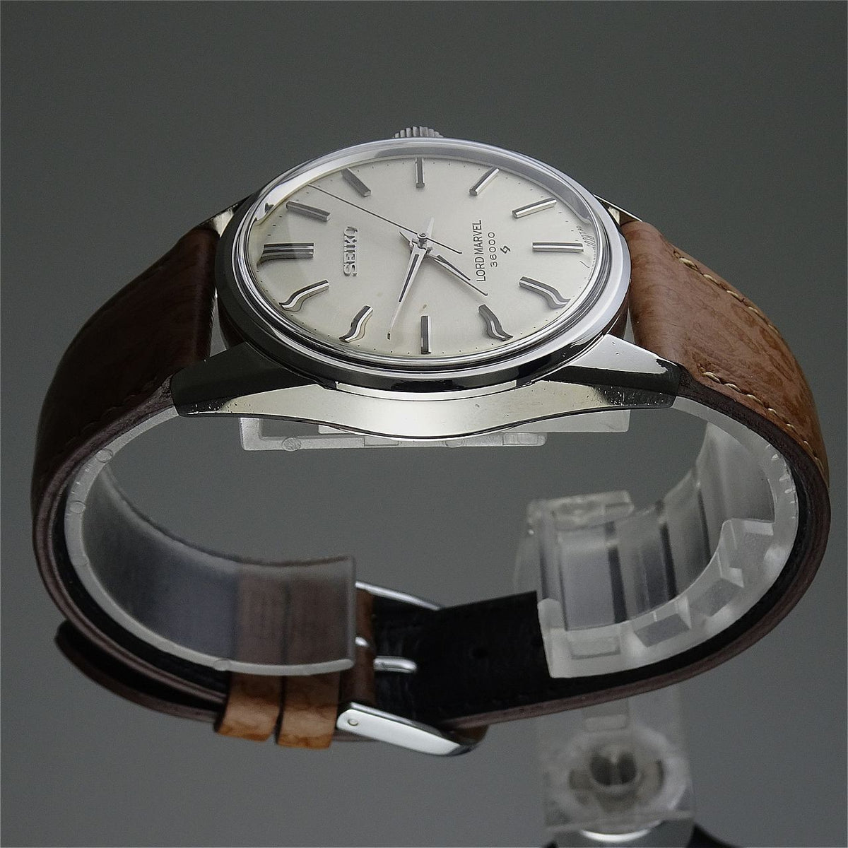 Serviced  Vintage 1968 JAPAN SEIKO LORD MARVEL 36000 5740-8000 23J Hand-winding.