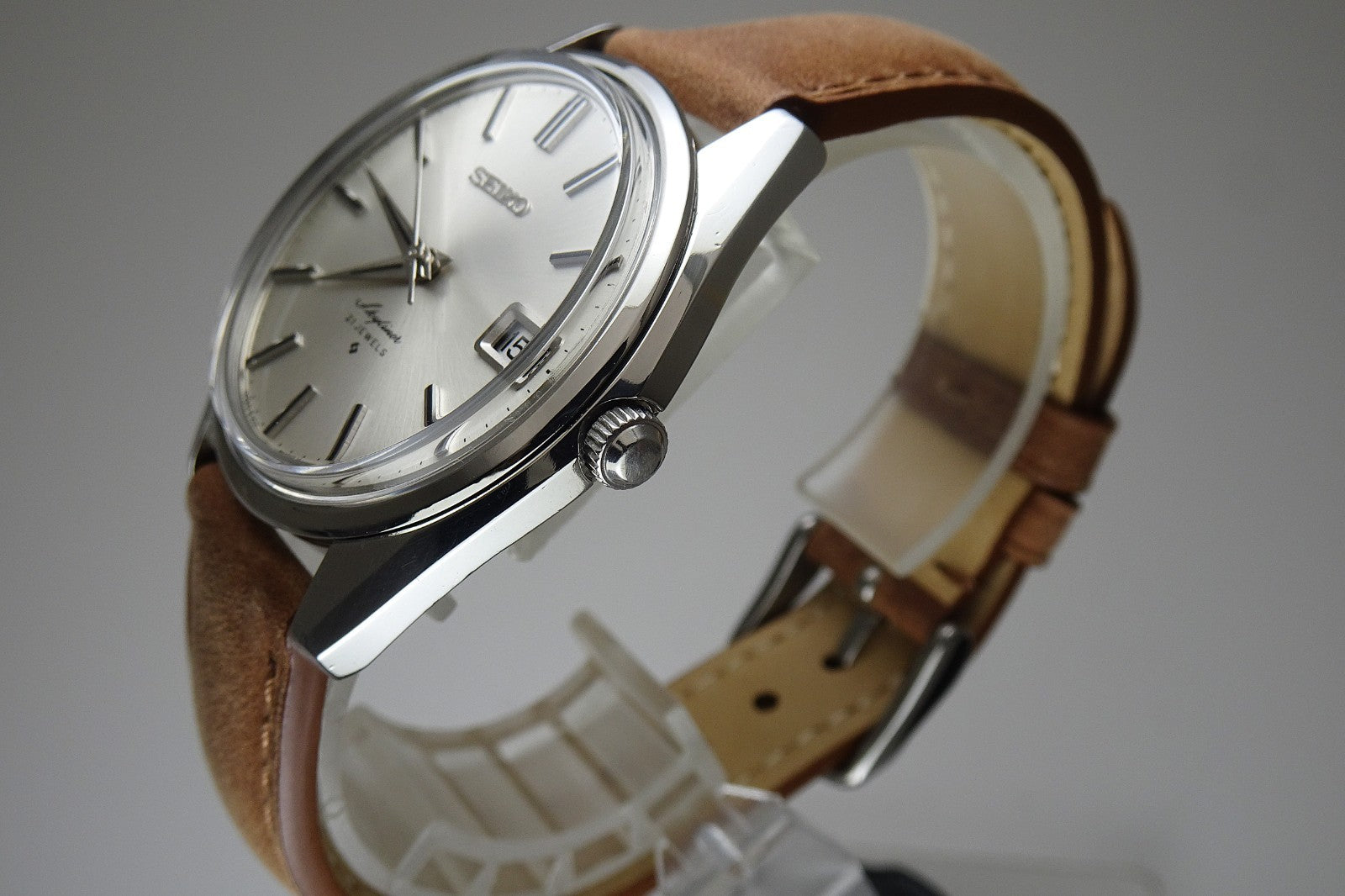 Serviced Vintage 1969 JAPAN SEIKO SKYLINER CALENDAR 6102-8000 21J Hand-winding.
