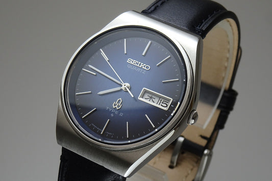 Vintage 1980 JAPAN SEIKO TYPE Ⅱ 8223-701D 4Jewels Quartz.