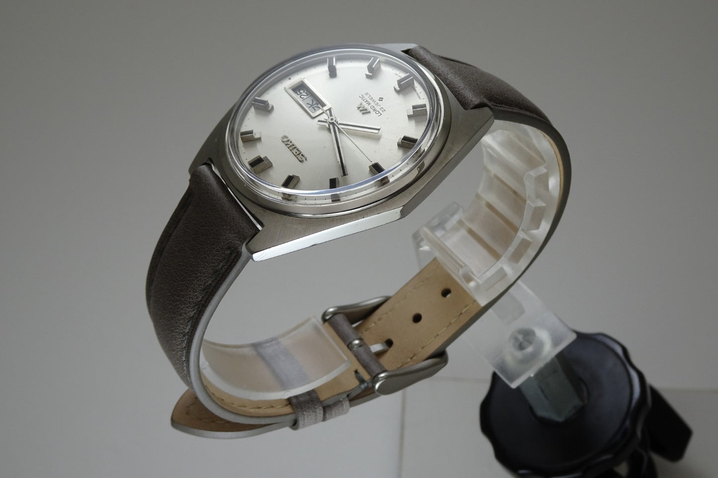 Vintage 1969 JAPAN SEIKO LORD MATIC WEEKDATER 5606-9000 23Jewels Automatic.