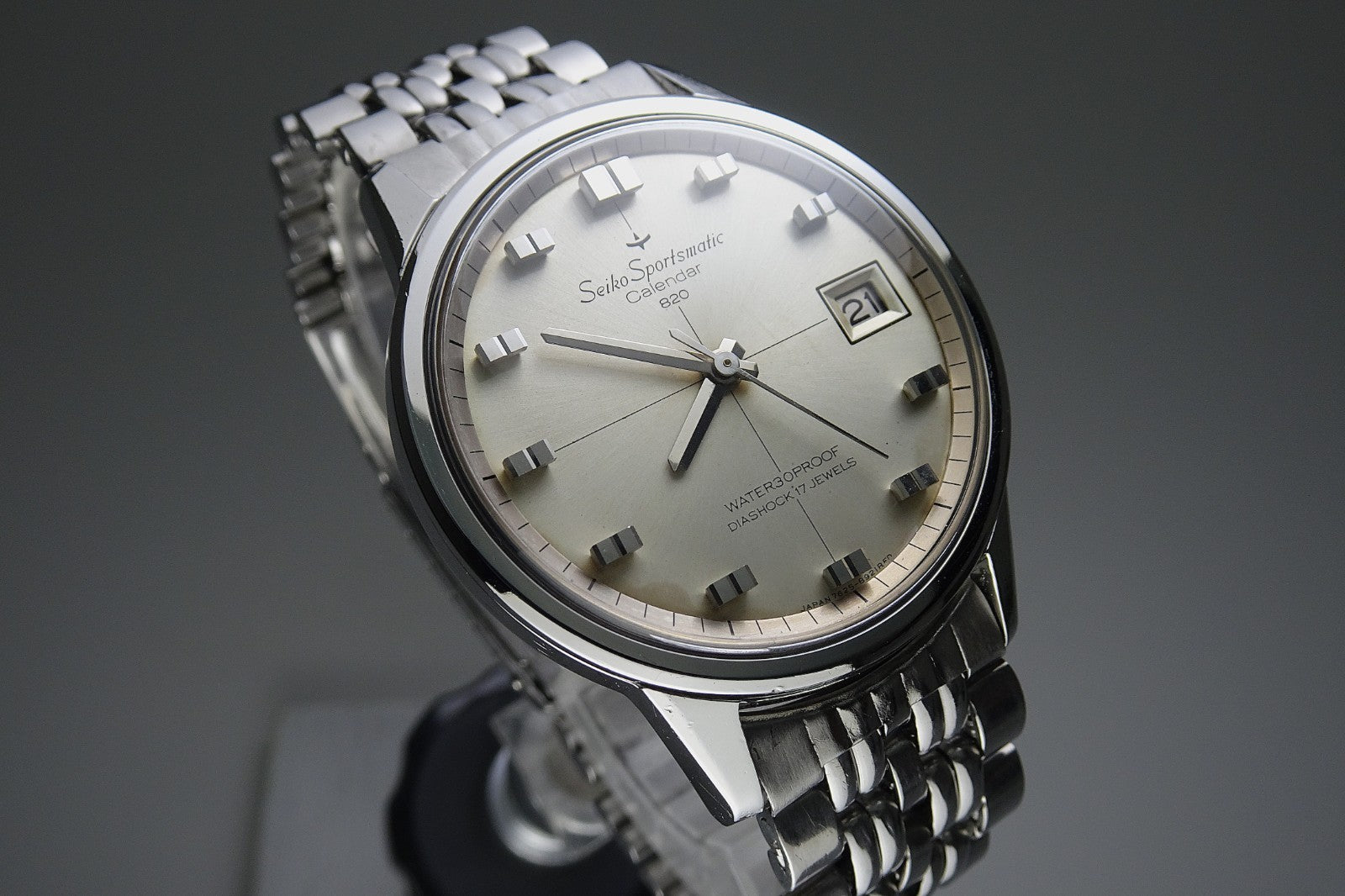 Vintage 1965 JAPAN SEIKO SPORTSMATIC CALENDAR 820 7625-8961 17Jewels Automatic.