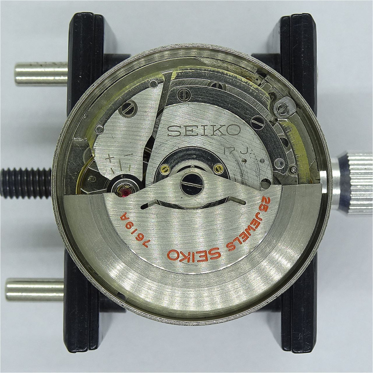 Vintage 1968 JAPAN SEIKO SPORTSMATIC CALENDAR 7625-8293 17Jewels Automatic.
