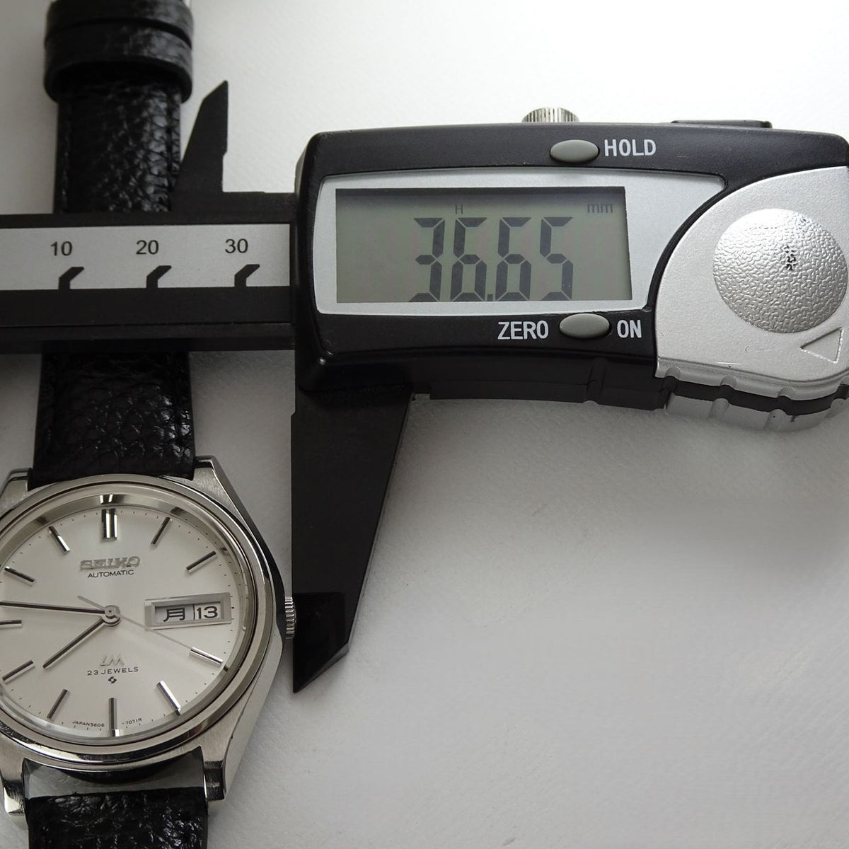 Vintage 1973 JAPAN SEIKO LORD MATIC WEEKDATER 5606-7071 23Jewels Automatic.