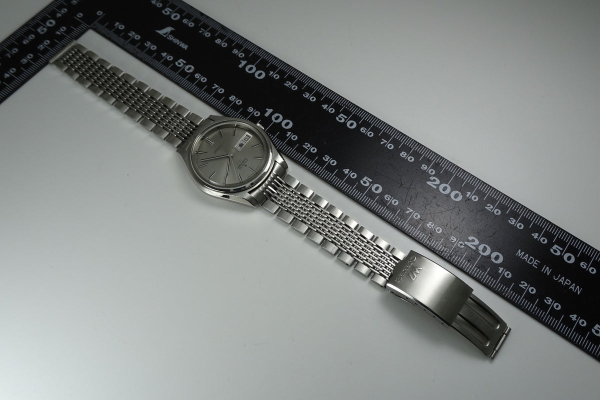 Vintage 1971 JAPAN SEIKO LORD MATIC WEEKDATER 5606-7070 23Jewels Automatic.