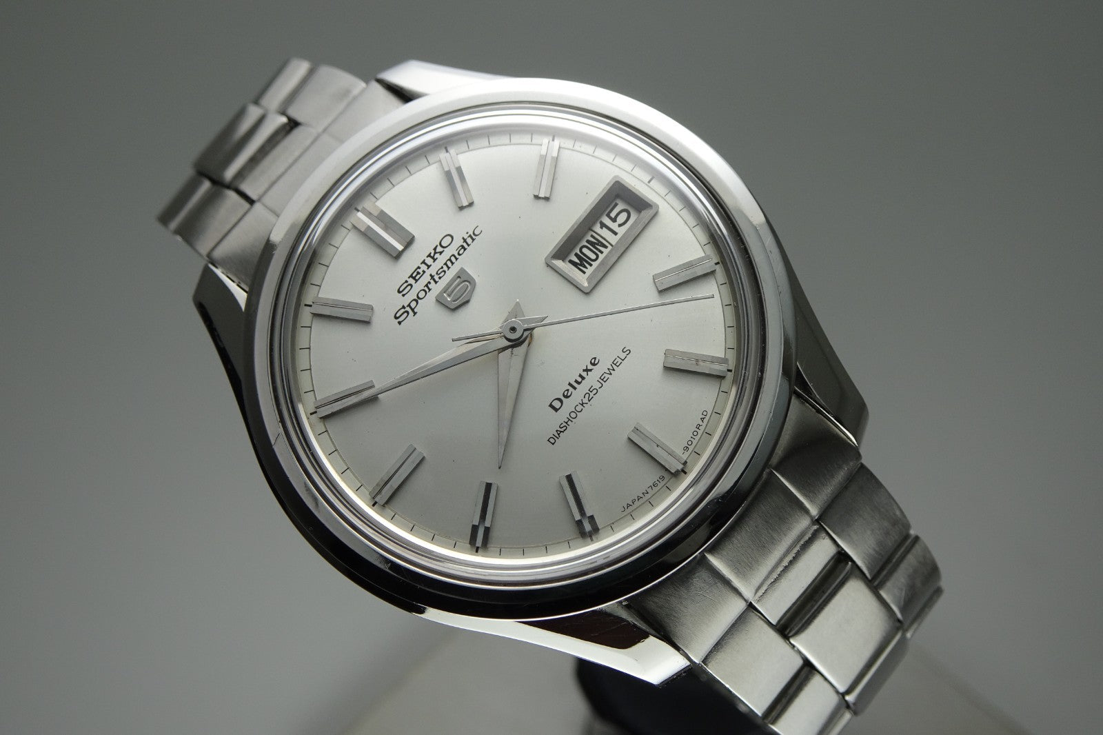 Serviced  Vintage 1966 JAPAN SEIKO SPORTSMATIC5 DX 7619-9010 25J Automatic.