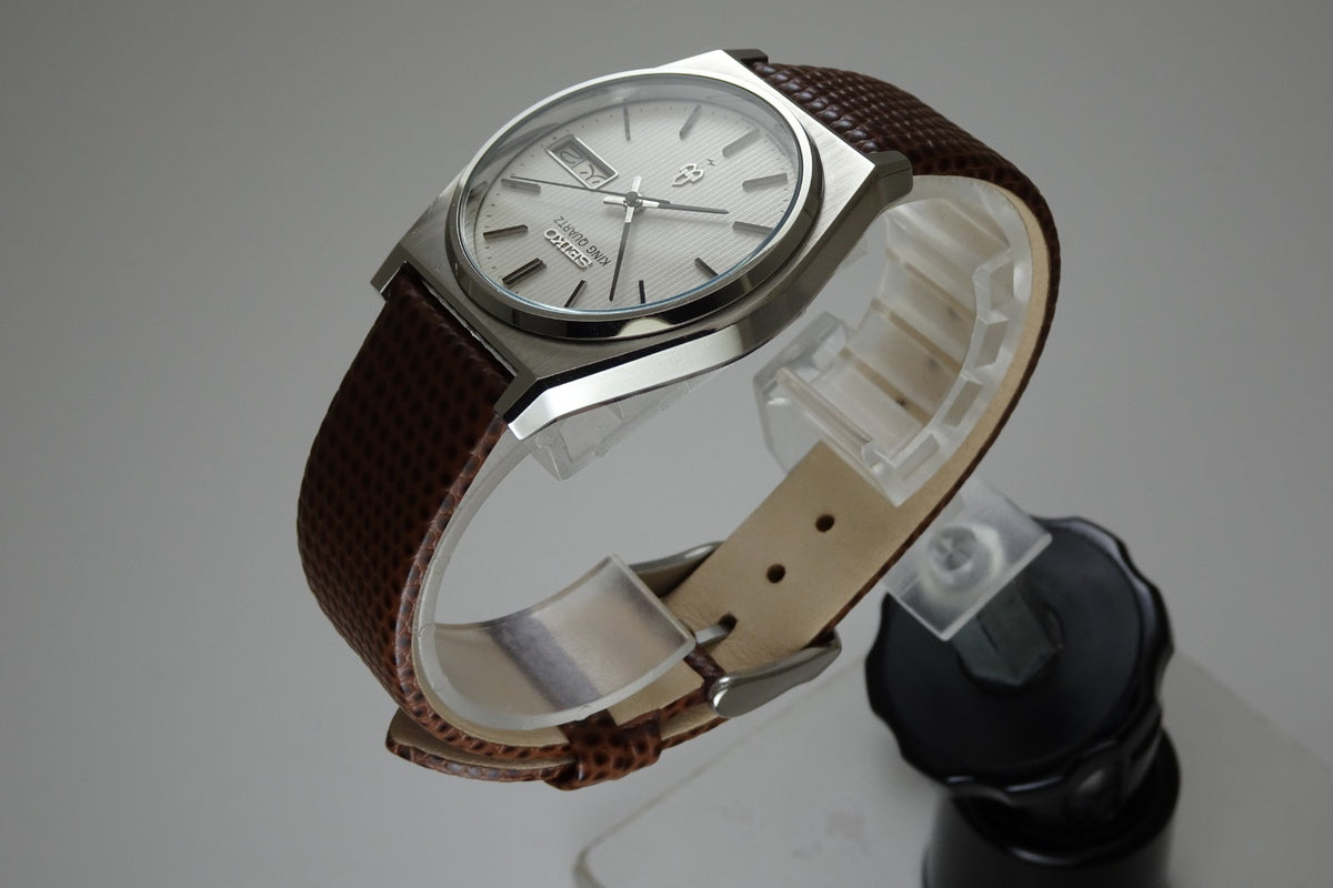 Vintage 1978 JAPAN SEIKO KING QUARTZ 5856-7030 8Jewels Quartz.