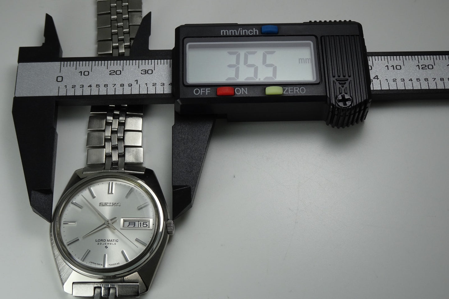 Vintage 1968 JAPAN SEIKO LORD MATIC WEEKDATER 5606-7000 23Jewels Automatic.