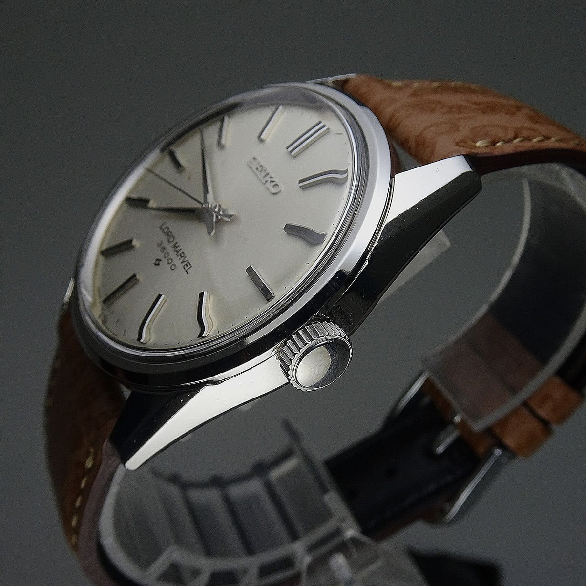 Serviced  Vintage 1968 JAPAN SEIKO LORD MARVEL 36000 5740-8000 23J Hand-winding.