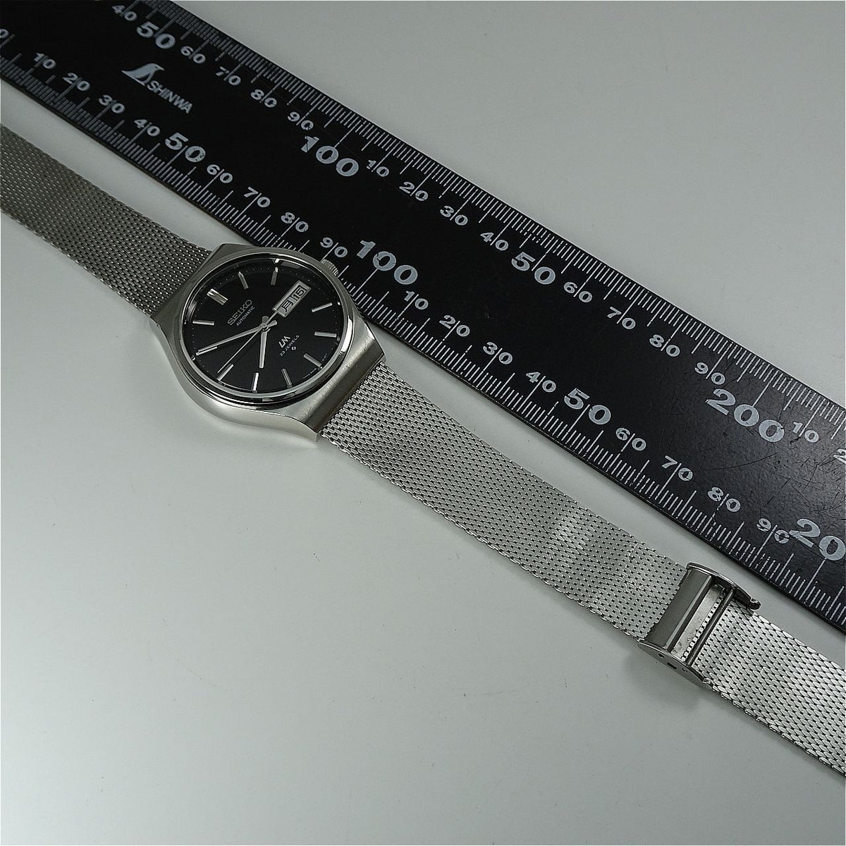 Vintage 1975 JAPAN LORD MATIC WEEKDATER 5606-8090 23Jewels Automatic.