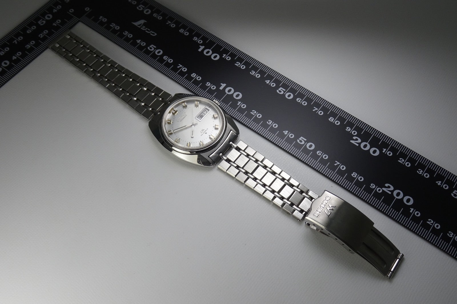 Vintage 1973 JAPAN SEIKO LORD MATIC WEEKDATER 5606-7230 25Jewels Automatic.