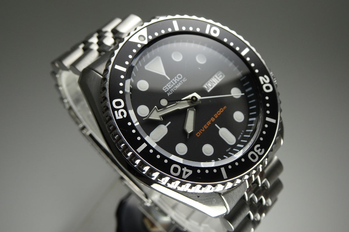 Vintage 2000 SEIKO DIVER'S 200M 7S26-0020 21J Automatic. (Overseas Model.)
