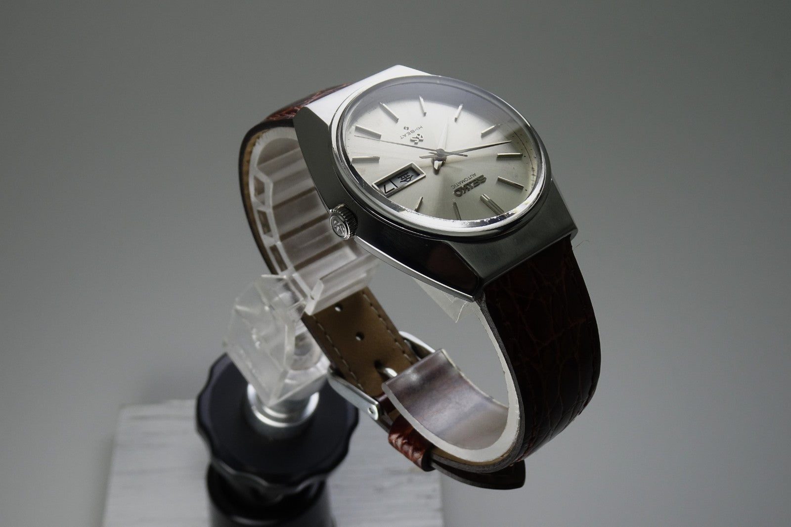 Vintage 1971 JAPAN GRAND SEIKO WEEKDATER 5646-8000 25Jewels Automatic.