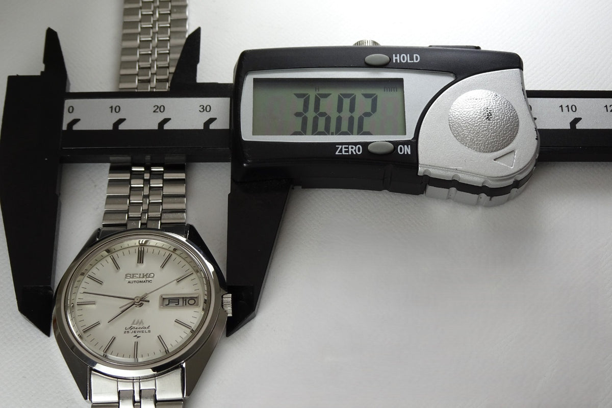 Vintage 1972 JAPAN SEIKO LORD MATIC SPECIAL WEEKDATER 5206-6130 25J Automatic.