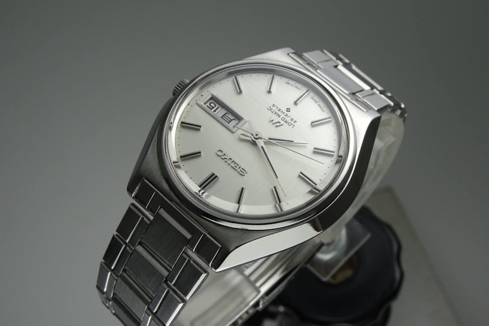 Serviced Vintage 1969 JAPAN SEIKO LORD MATIC WEEKDATER 5606-7010 25J Automatic.