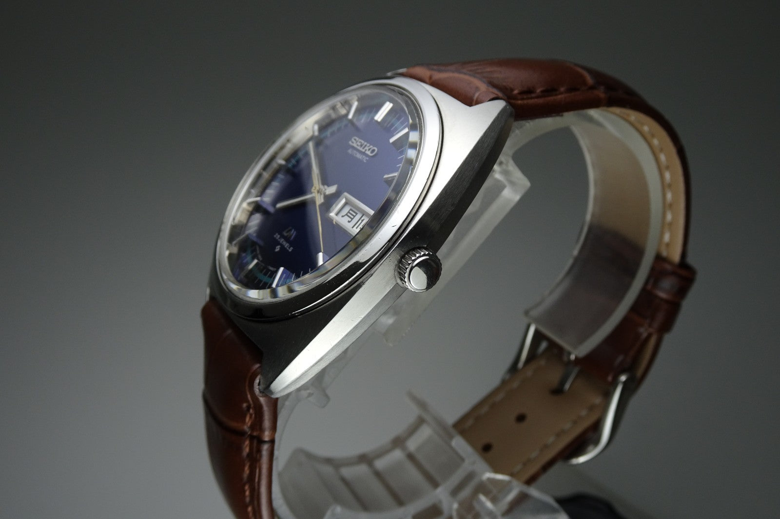 Vintage 1971 JAPAN SEIKO LORD MATIC WEEKDATER 5606-7140 25Jewels Automatic.