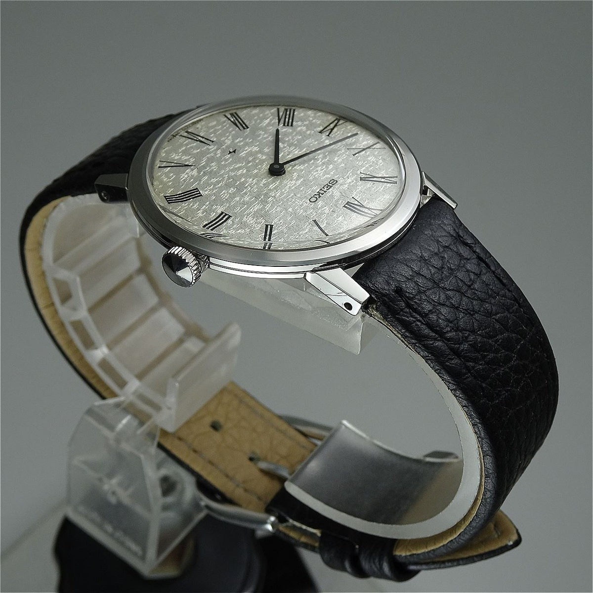 Vintage 1976 JAPAN SEIKO CHARIOT HI-BEAT 2220-0180 24Jewels Hand-winding.