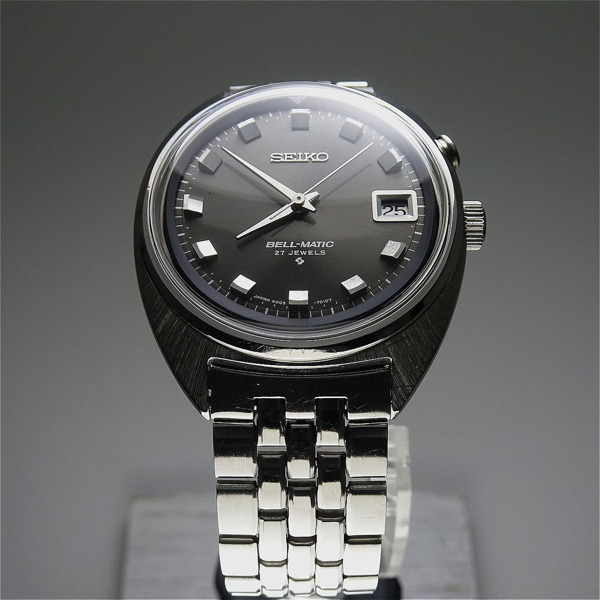 Vintage 1969 JAPAN SEIKO SEIKO BELL-MATIC CALENDAR 4005-7000 27Jewels Automatic.