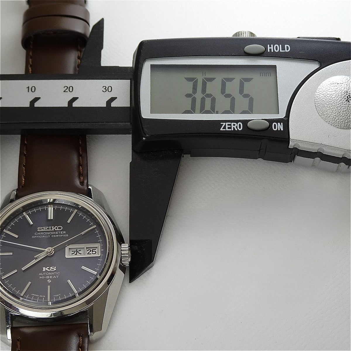Vintage 1974 JAPAN KING SEIKO CHRONOMETER WEEKDATER 5626-7041 25J Automatic.