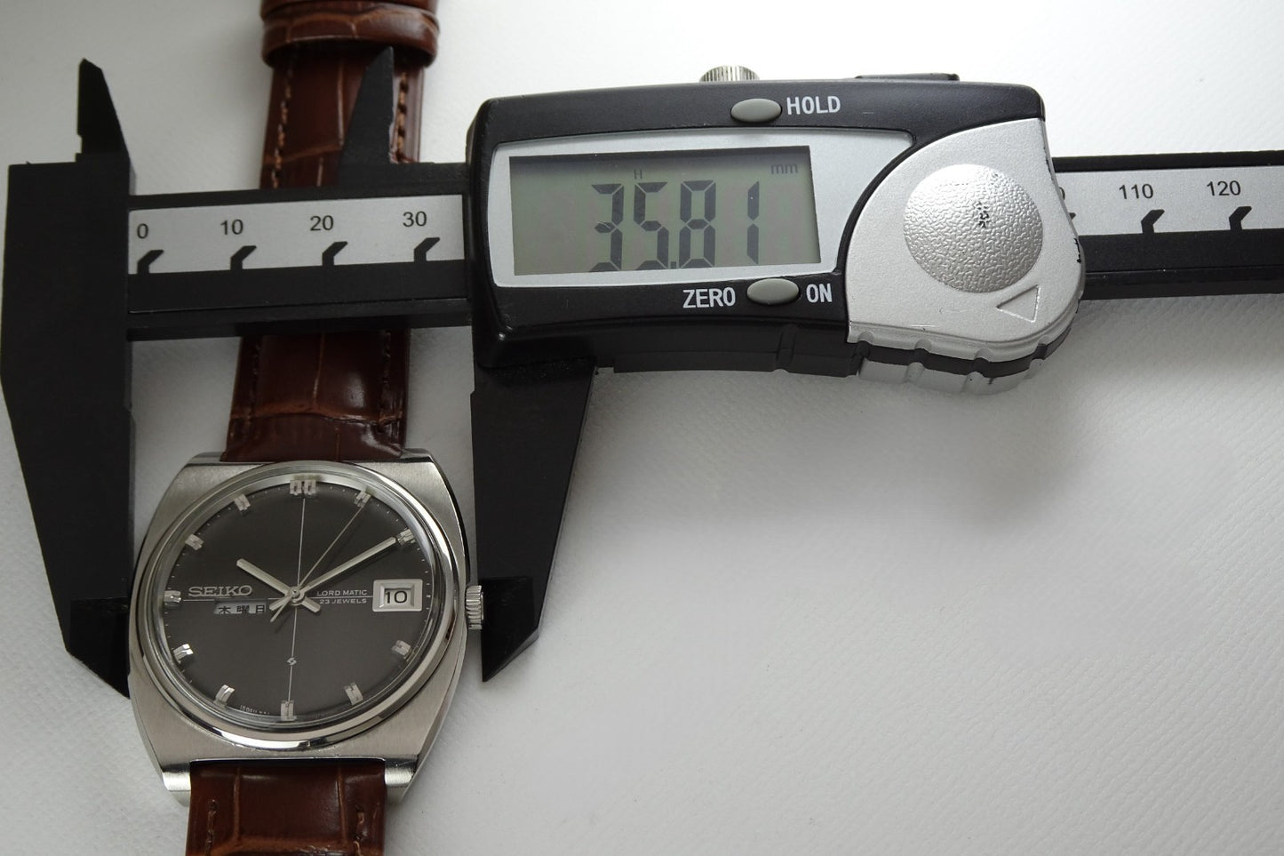 Vintage 1968 JAPAN SEIKO LORD MATIC WEEKDATER 5606-7050 23Jewels Automatic.