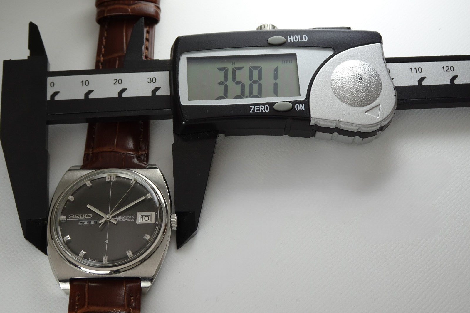 Vintage 1968 JAPAN SEIKO LORD MATIC WEEKDATER 5606-7050 23Jewels Automatic.