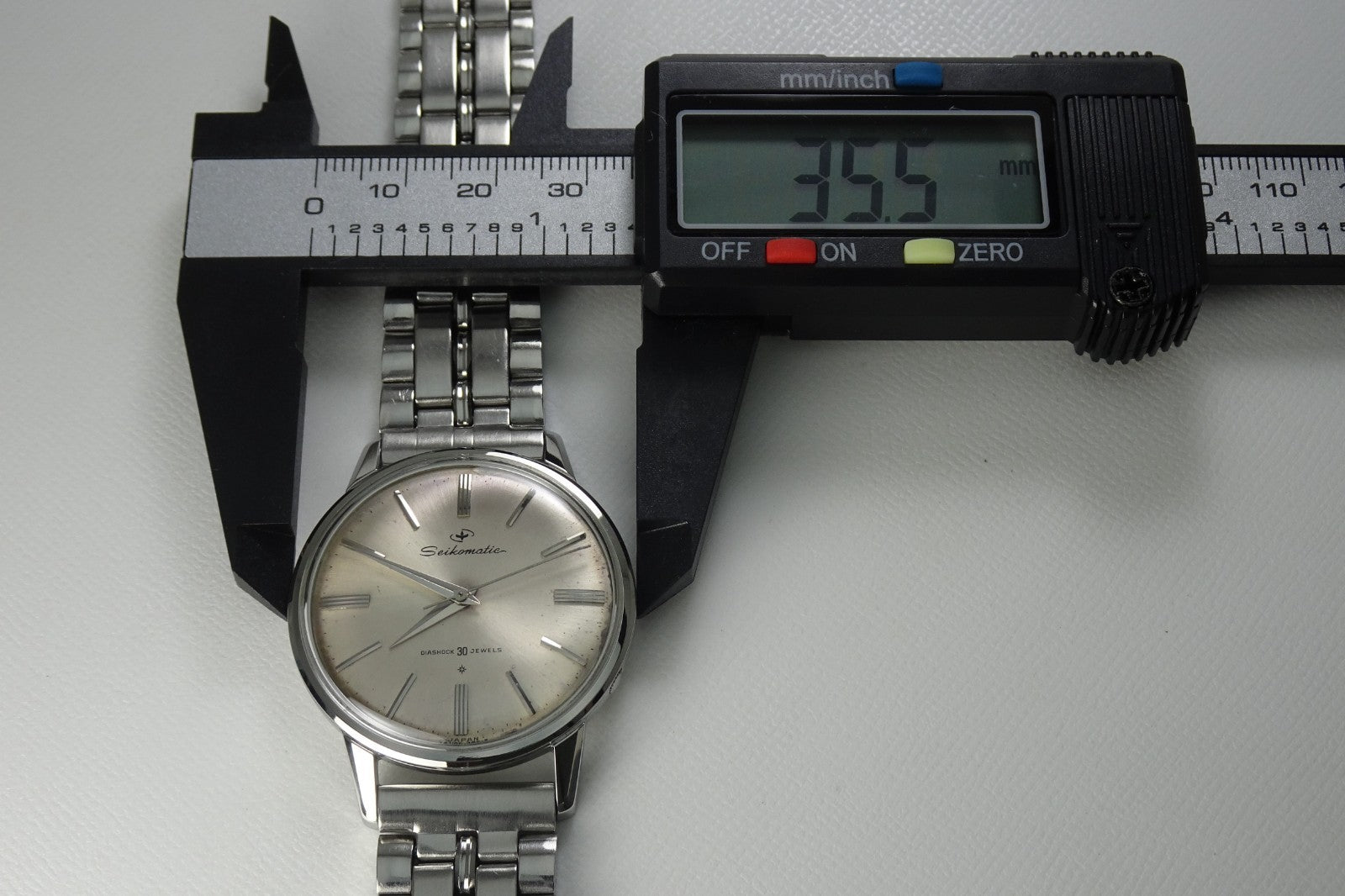 Vintage 1963 JAPAN SEIKO SEIKOMATIC J14074E 30Jewels Automatic.