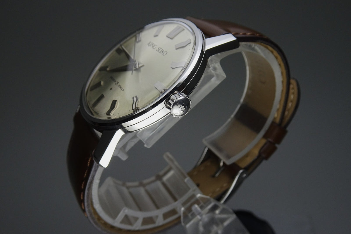 Serviced Vintage 1961's JAPAN KING SEIKO FIRST MODEL J14102E 25J Hand-winding.