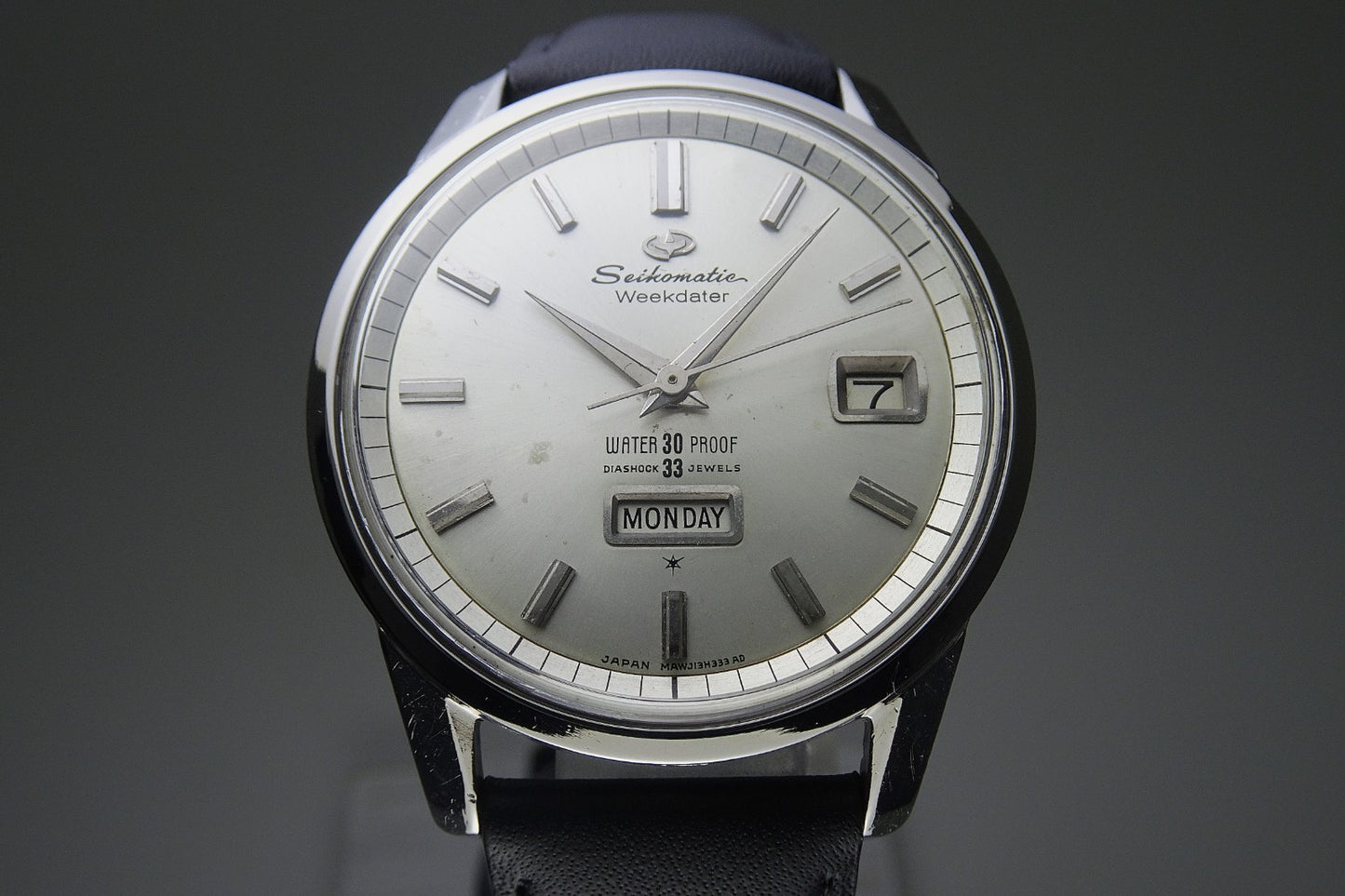 Vintage 1964 JAPAN SEIKO MATIC WEEKDATER J13080 33Jewels Automatic.