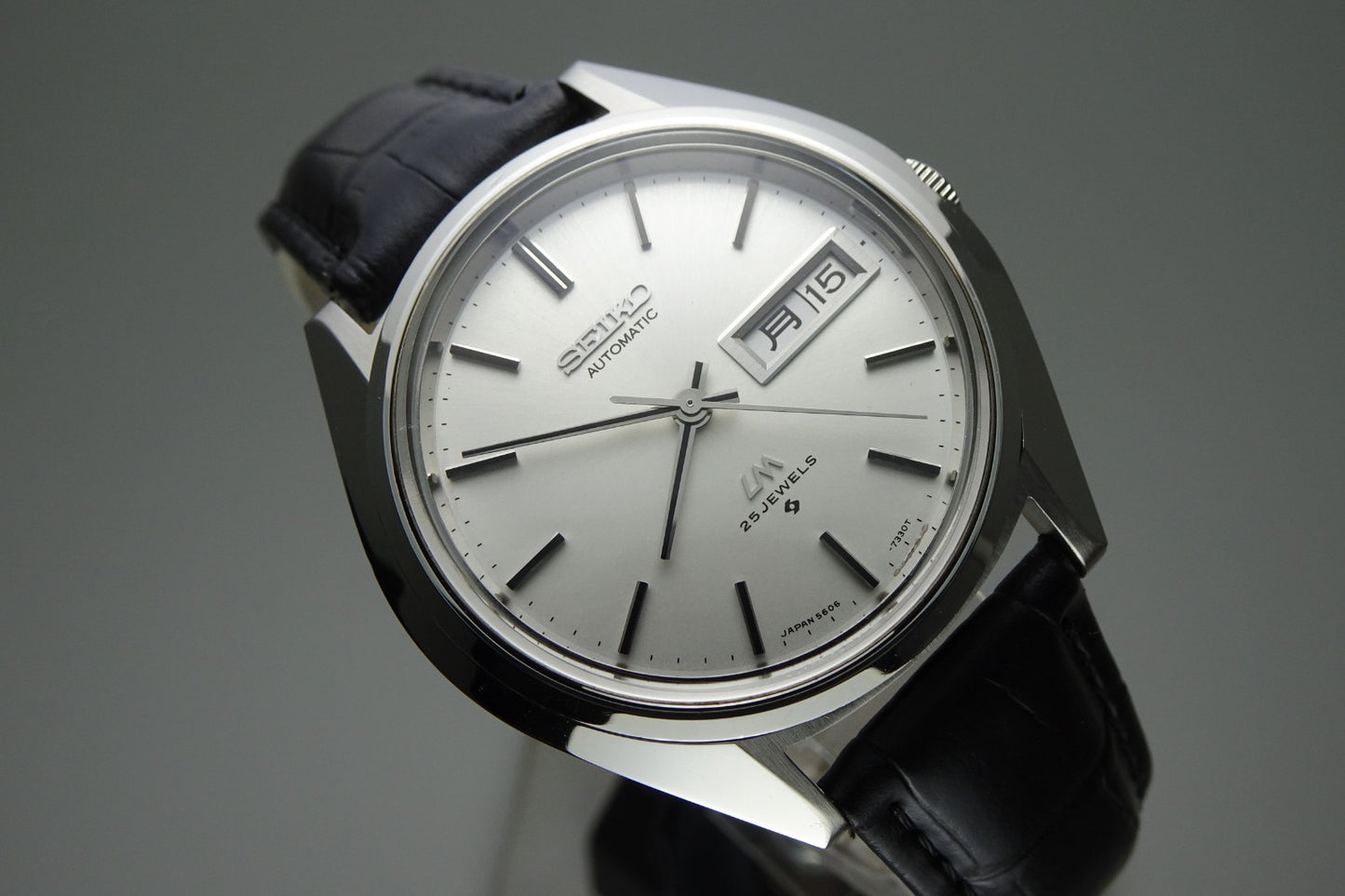 Serviced  Vintage 1973 JAPAN SEIKO LORD MATIC WEEKDATER 5606-7191 25J Automatic.