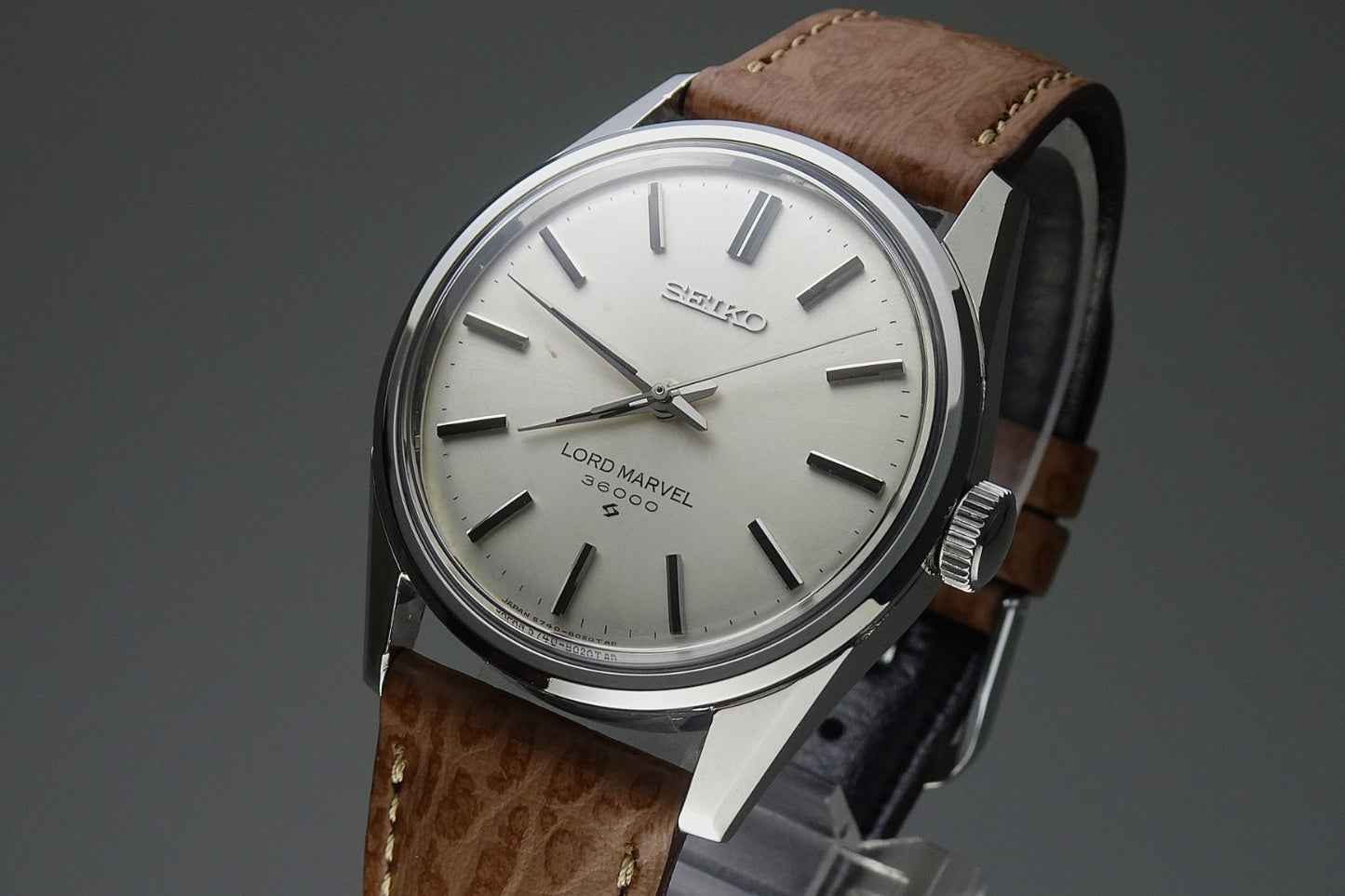 Serviced  Vintage 1968 JAPAN SEIKO LORD MARVEL 36000 5740-8000 23J Hand-winding.
