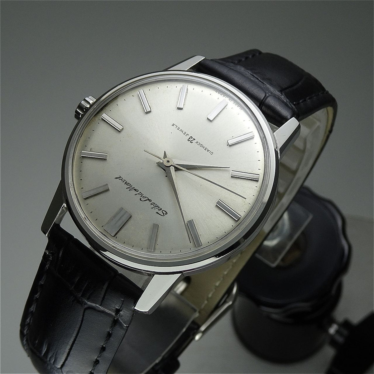 Serviced Vintage 1964 JAPAN SEIKO LORD MARVEL 5740-1990 23J Hand-winding.