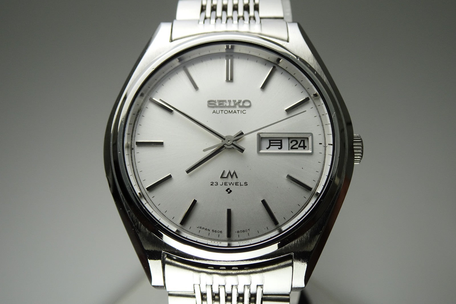 Vintage 1975 JAPAN SEIKO LORD MATIC WEEKDATER 5606-8051 23Jewels Automatic.