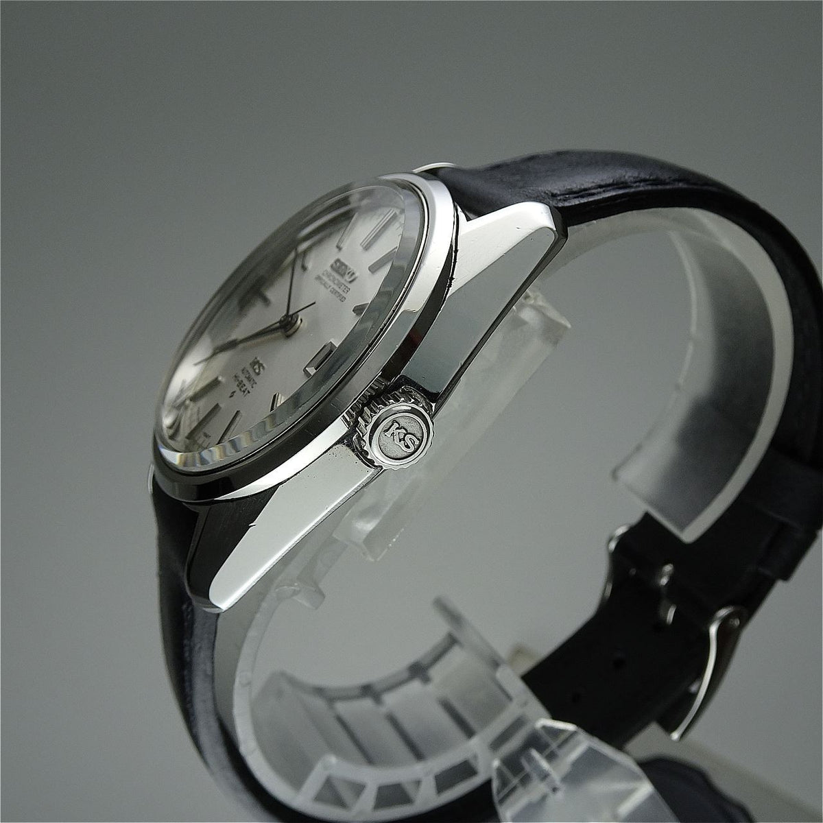 Vintage 1973 JAPAN KING SEIKO CHRONOMETER CALENDAR 5625-7041 25Jewels Automatic.
