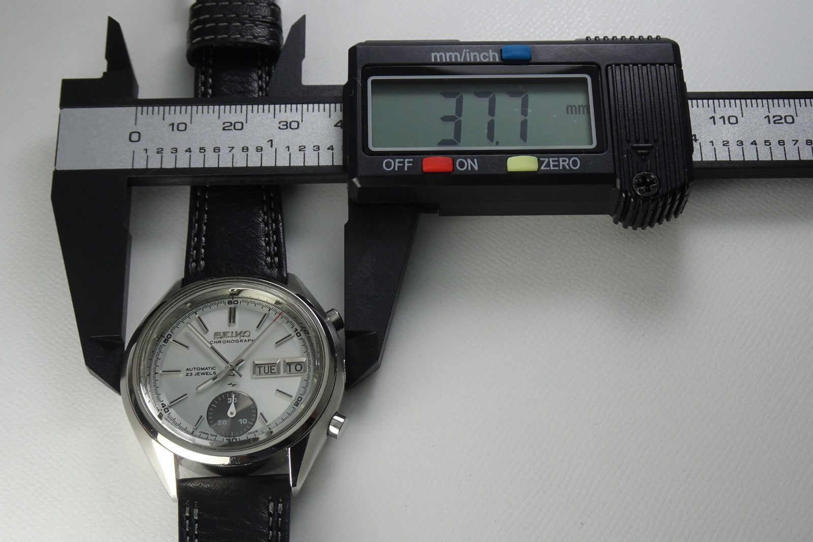 Vintage 1971 JAPAN SEIKO CHRONOGRAPH 7018-7000 23Jewels Automatic.
