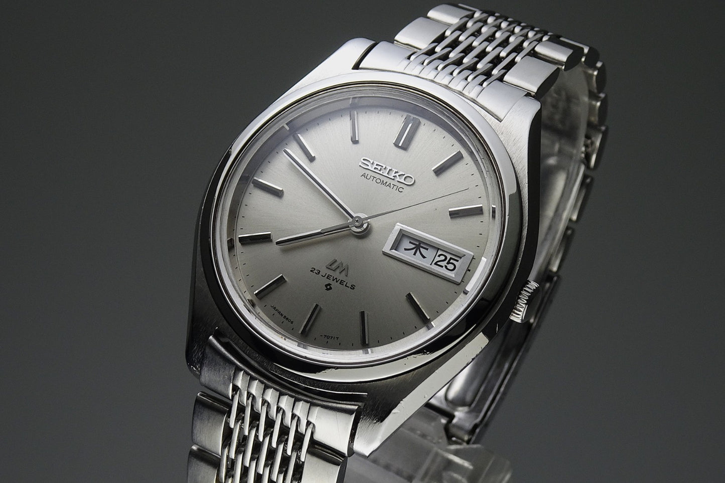 Serviced Vintage 1972 JAPAN SEIKO LORD MATIC WEEKDATER 5606-7070 23J Automatic.