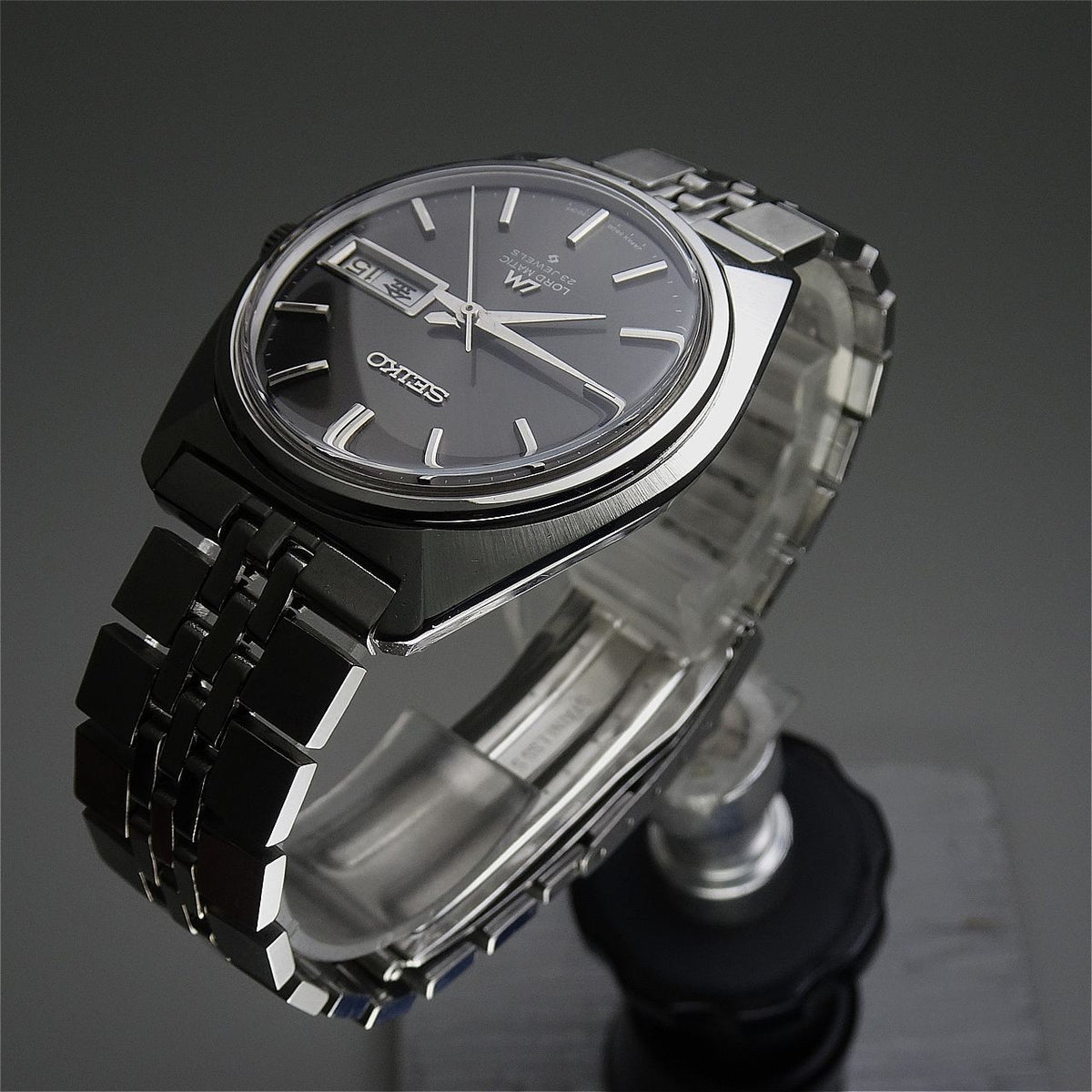 Vintage 1971 JAPAN SEIKO LORD MATIC WEEKDATER 5606-7000 23Jewels Automatic.