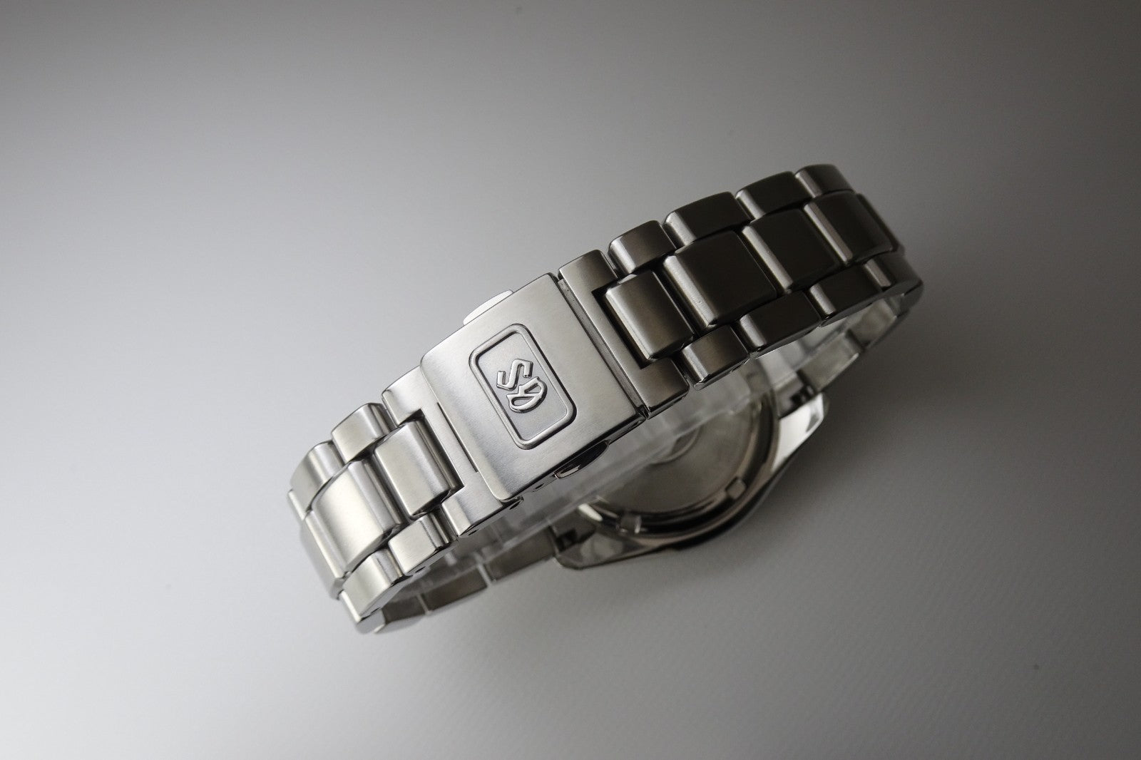 Vintage 2005 JAPAN GRAND SEIKO 8J56-8020 7Jewels Quartz.