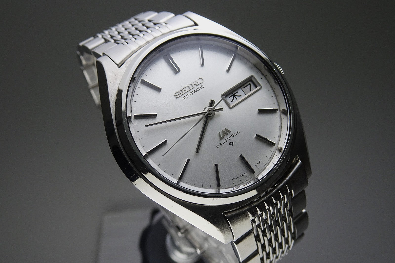 Vintage 1974 JAPAN SEIKO LORD MATIC WEEKDATER 5606-8050 23Jewels Automatic.