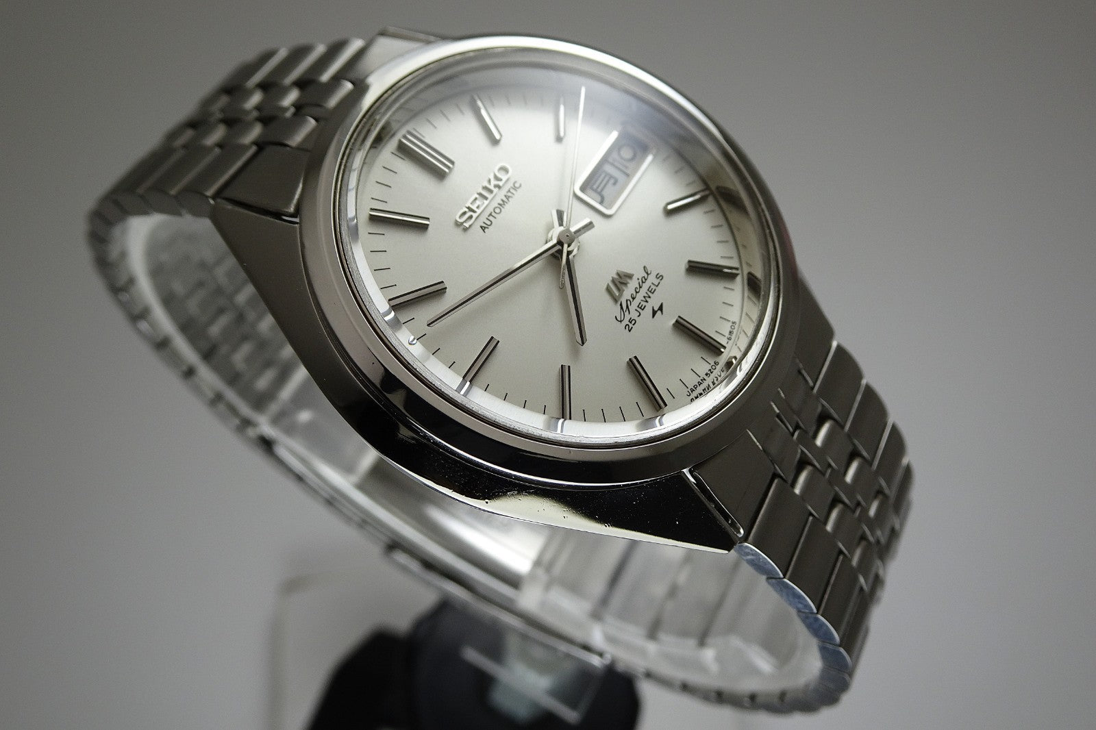 Vintage 1972 JAPAN SEIKO LORD MATIC SPECIAL WEEKDATER 5206-6130 25J Automatic.