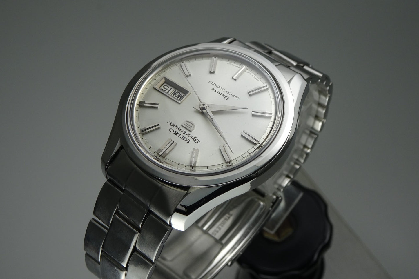 Serviced  Vintage 1966 JAPAN SEIKO SPORTSMATIC5 DX 7619-9010 25J Automatic.