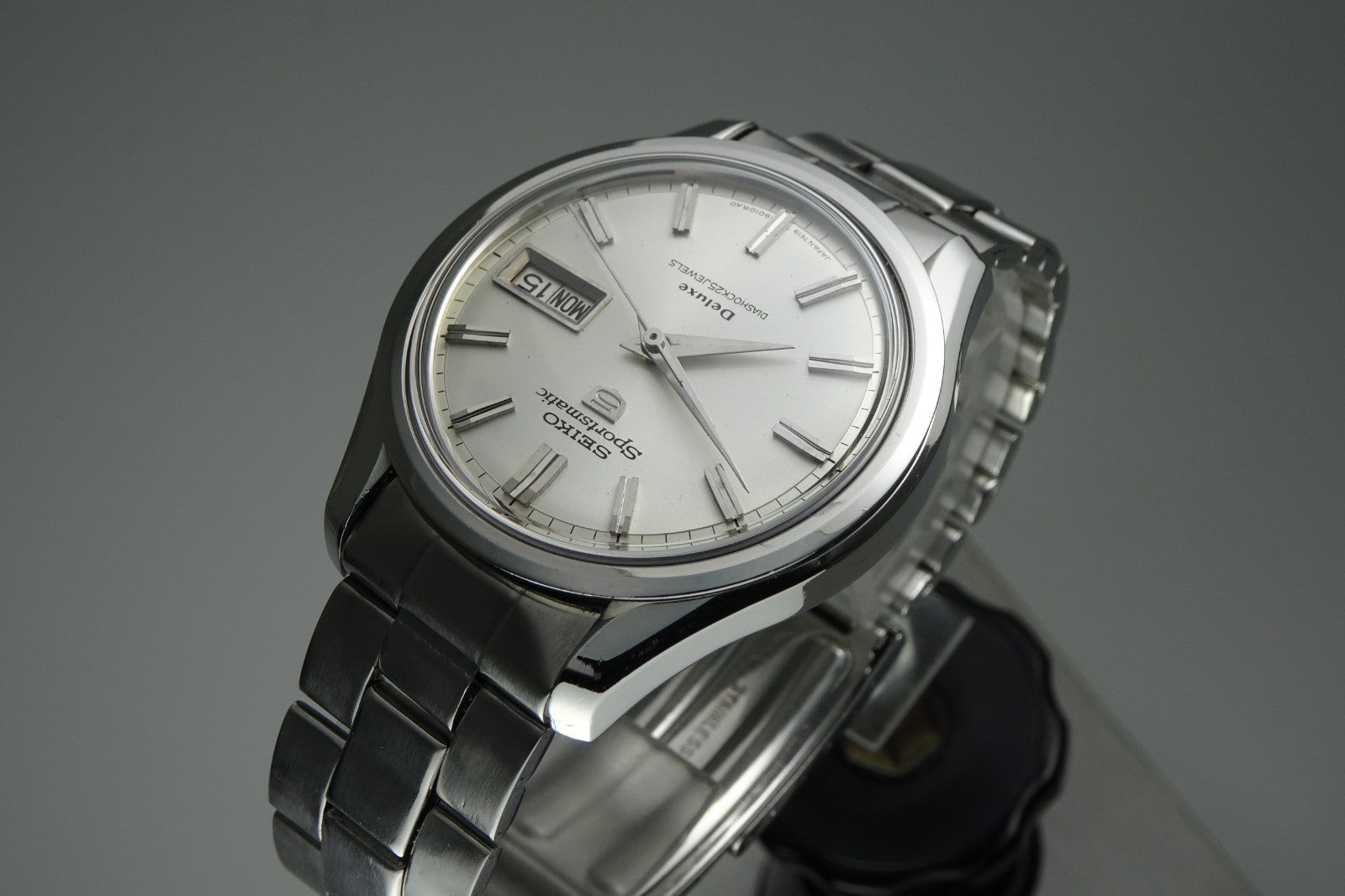 Serviced  Vintage 1966 JAPAN SEIKO SPORTSMATIC5 DX 7619-9010 25J Automatic.