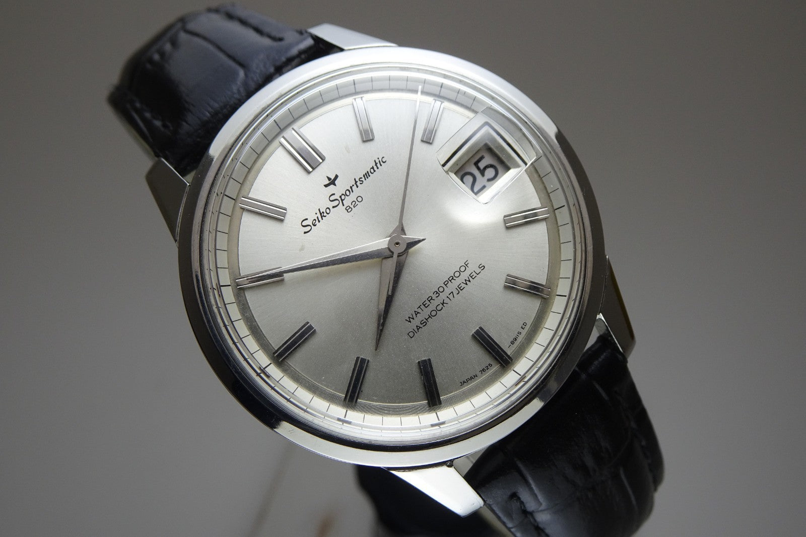 Serviced Vintage 1965 JAPAN SEIKO SPORTSMATIC CALENDAR 7625-8961 17J Automatic.